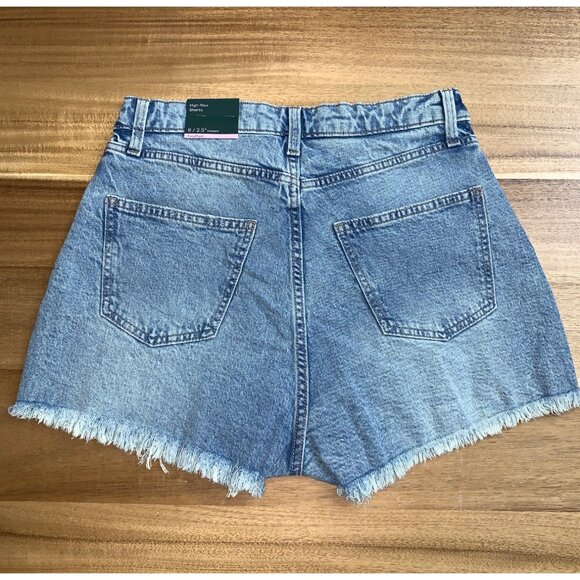 Wild Fable Junior Teens Distressed Denim High-Waisted Shorts w/ Raw Hem Size 8 - Picture 3 of 14
